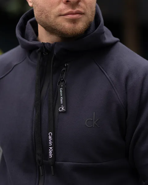 Костюм Calvin Klein