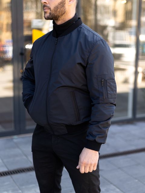 Бомбер